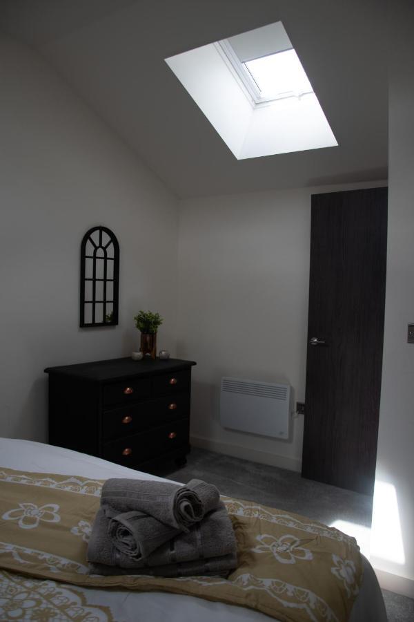 Bv Lush Apartment At Conditioning House Bradford Bradford  Bagian luar foto