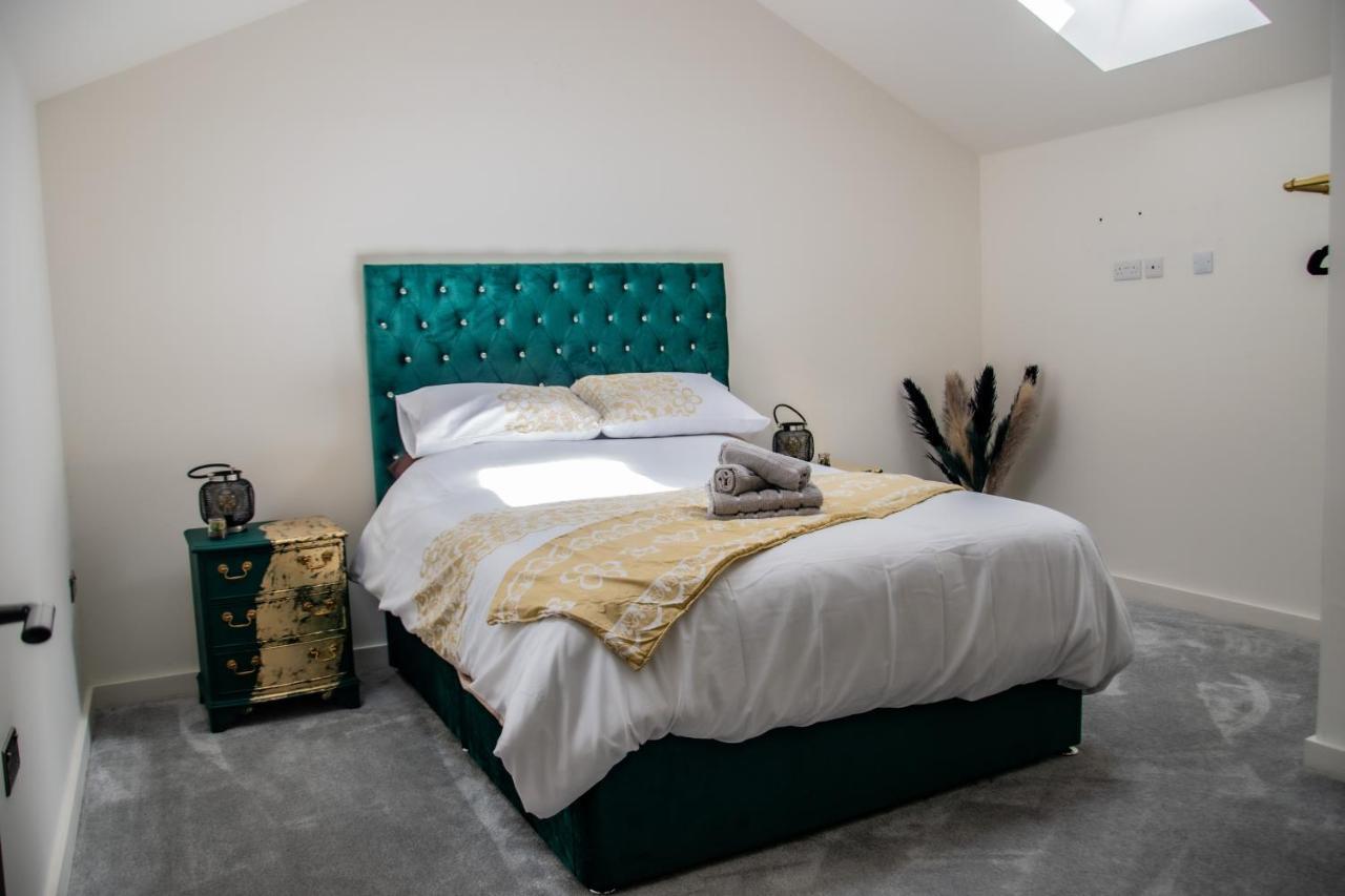 Bv Lush Apartment At Conditioning House Bradford Bradford  Bagian luar foto