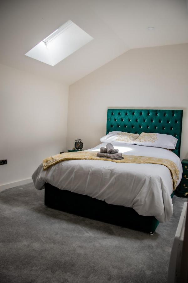 Bv Lush Apartment At Conditioning House Bradford Bradford  Bagian luar foto